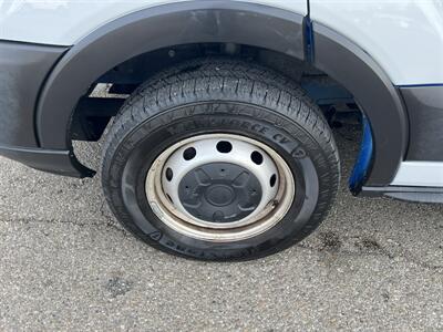 2019 Ford Transit 250   - Photo 23 - Hamilton, OH 45015