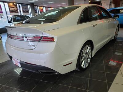 2015 Lincoln MKZ/Zephyr Base 4DR SEDAN AWD   - Photo 5 - Hamilton, OH 45015