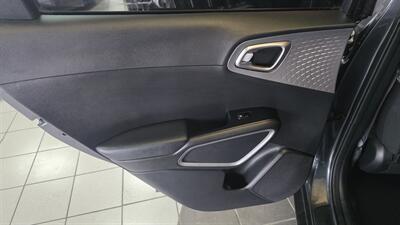 2023 Kia Soul LX 4DR CROSSOVER   - Photo 20 - Hamilton, OH 45015
