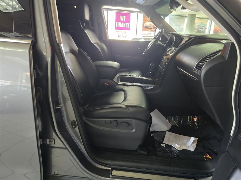 2017 INFINITI QX80 Base 4DR SUV - Photo 16 - Hamilton, OH 45015
