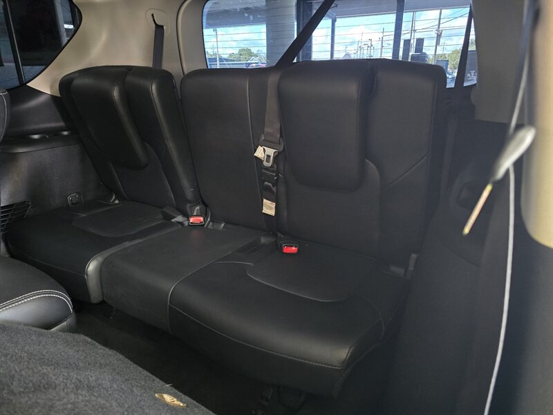 2017 INFINITI QX80 Base 4DR SUV - Photo 13 - Hamilton, OH 45015