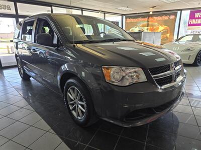 2017 Dodge Grand Caravan SE Plus 4DR MINI-VAN   - Photo 3 - Hamilton, OH 45015