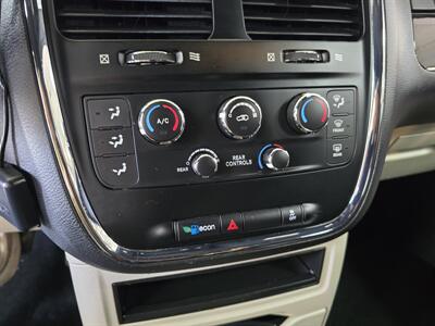 2017 Dodge Grand Caravan SE Plus 4DR MINI-VAN   - Photo 21 - Hamilton, OH 45015