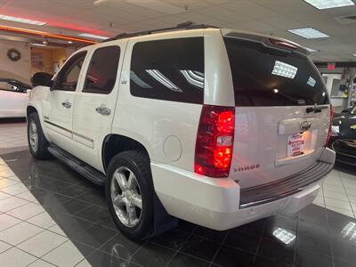 2011 Chevrolet Tahoe LTZ   - Photo 8 - Hamilton, OH 45015