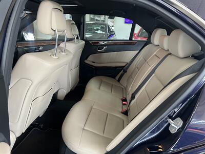 2010 Mercedes-Benz E 350 Sport 4MATIC   - Photo 22 - Hamilton, OH 45015