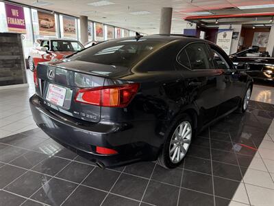 2009 Lexus IS   - Photo 6 - Hamilton, OH 45015