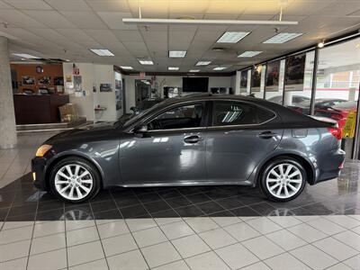 2009 Lexus IS   - Photo 2 - Hamilton, OH 45015
