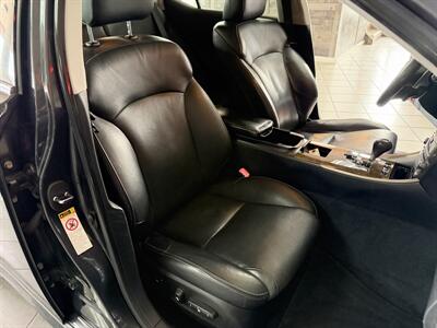 2009 Lexus IS   - Photo 27 - Hamilton, OH 45015