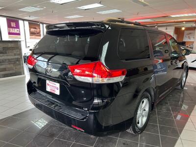 2011 Toyota Sienna LE 8-Passenger 4DR MINI-VAN   - Photo 6 - Hamilton, OH 45015