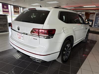 2022 Volkswagen Atlas V6 SEL Premium R-Line 4Motion 4DR SUV AWD - Photo 6 - Hamilton, OH 45015