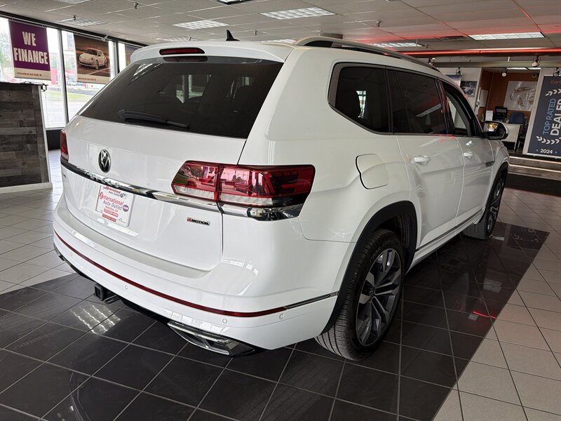 2022 Volkswagen Atlas V6 SEL Premium R-Line 4Motion 4DR SUV AWD - Photo 6 - Hamilton, OH 45015