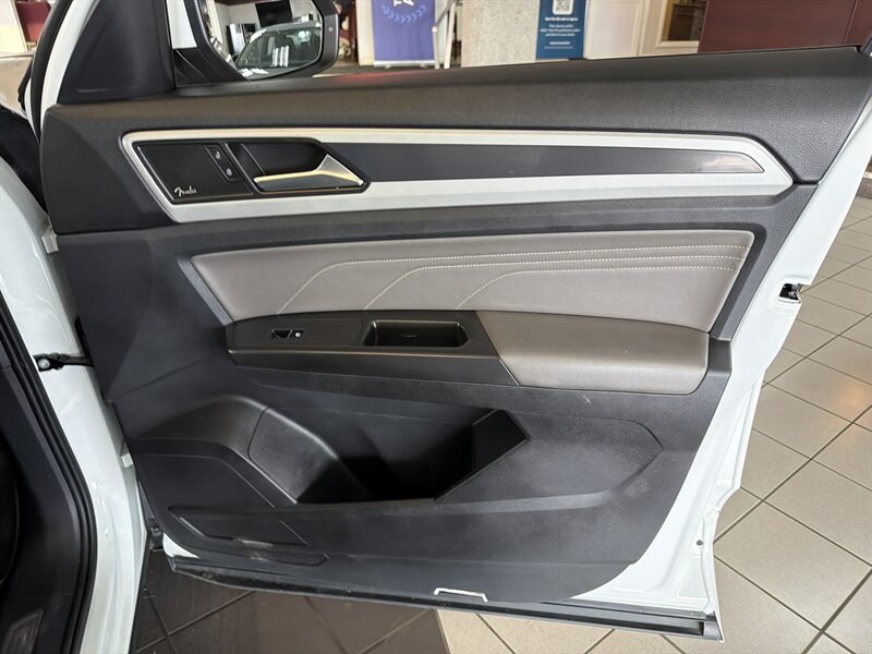 2022 Volkswagen Atlas V6 SEL Premium R-Line 4Motion 4DR SUV AWD - Photo 33 - Hamilton, OH 45015