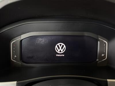 2022 Volkswagen Atlas V6 SEL Premium R-Line 4Motion 4DR SUV AWD - Photo 10 - Hamilton, OH 45015