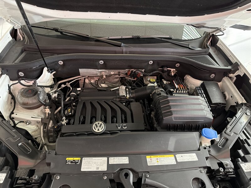 2022 Volkswagen Atlas V6 SEL Premium R-Line 4Motion 4DR SUV AWD - Photo 34 - Hamilton, OH 45015