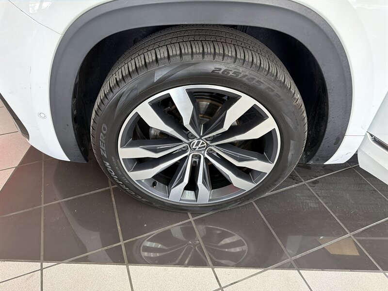 2022 Volkswagen Atlas V6 SEL Premium R-Line 4Motion 4DR SUV AWD - Photo 35 - Hamilton, OH 45015