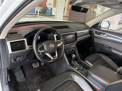 2022 Volkswagen Atlas V6 SEL Premium R-Line 4Motion 4DR SUV AWD - Photo 11 - Hamilton, OH 45015