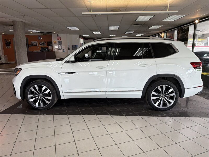 2022 Volkswagen Atlas V6 SEL Premium R-Line 4Motion 4DR SUV AWD - Photo 2 - Hamilton, OH 45015