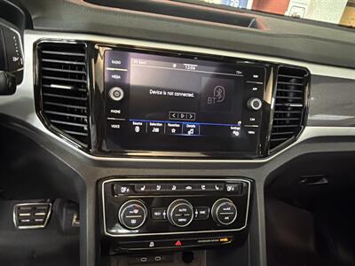 2022 Volkswagen Atlas V6 SEL Premium R-Line 4Motion 4DR SUV AWD - Photo 14 - Hamilton, OH 45015