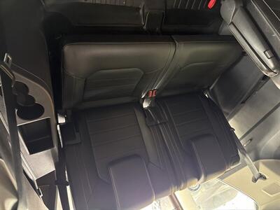 2022 Volkswagen Atlas V6 SEL Premium R-Line 4Motion 4DR SUV AWD - Photo 22 - Hamilton, OH 45015