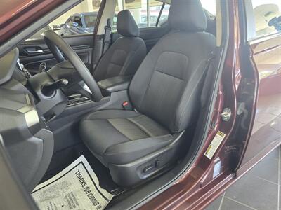 2024 Nissan Altima 2.5 SV 4DR SEDAN   - Photo 10 - Hamilton, OH 45015