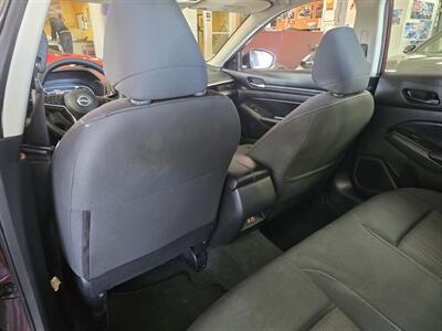 2024 Nissan Altima 2.5 SV 4DR SEDAN   - Photo 12 - Hamilton, OH 45015