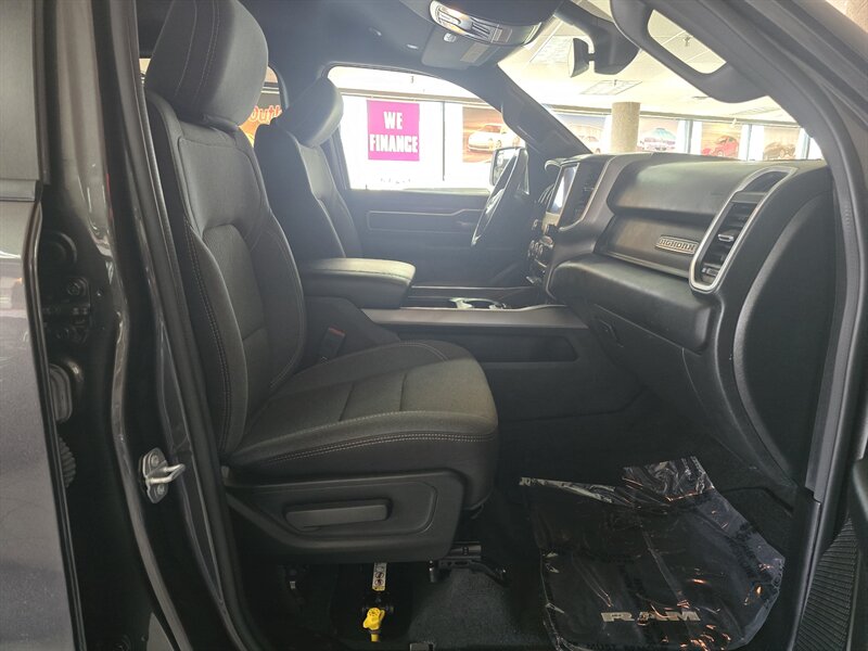 2022 RAM 1500 Big Horn/CREW CAB/HEMI/4X4 - Photo 14 - Hamilton, OH 45015