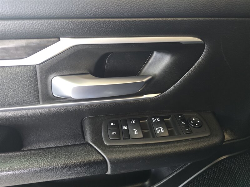 2022 RAM 1500 Big Horn/CREW CAB/HEMI/4X4 - Photo 17 - Hamilton, OH 45015