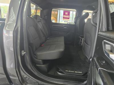 2022 RAM 1500 Big Horn/CREW CAB/HEMI/4X4 - Photo 16 - Hamilton, OH 45015