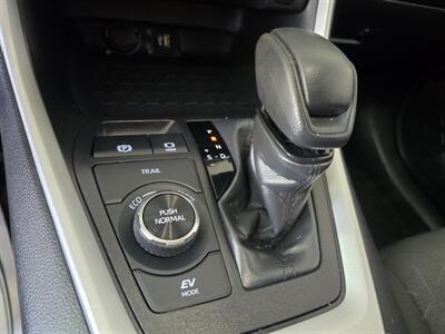 2025 Toyota RAV4 Hybrid XLE 4DR SUV AWD - Photo 22 - Hamilton, OH 45015
