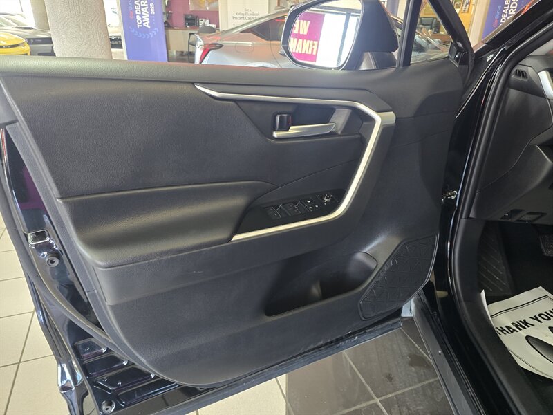 2025 Toyota RAV4 Hybrid XLE 4DR SUV AWD - Photo 7 - Hamilton, OH 45015