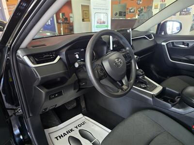2025 Toyota RAV4 Hybrid XLE 4DR SUV AWD - Photo 8 - Hamilton, OH 45015