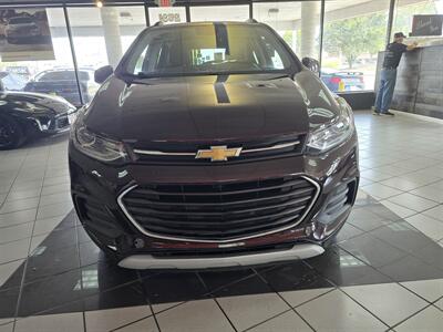 2020 Chevrolet Trax LT 4DR CROSSOVER   - Photo 2 - Hamilton, OH 45015