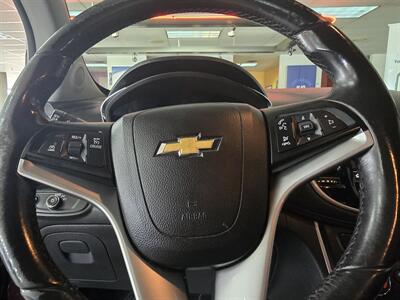 2020 Chevrolet Trax LT 4DR CROSSOVER   - Photo 24 - Hamilton, OH 45015