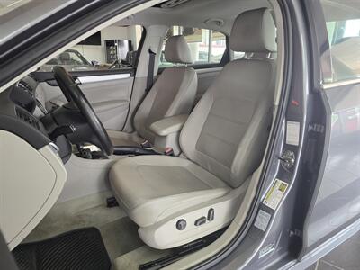 2013 Volkswagen Passat TDI SE 4DR SEDAN   - Photo 9 - Hamilton, OH 45015