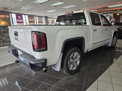 2018 GMC Sierra 1500 SLT CREW CAB4X4/Z71   - Photo 4 - Hamilton, OH 45015
