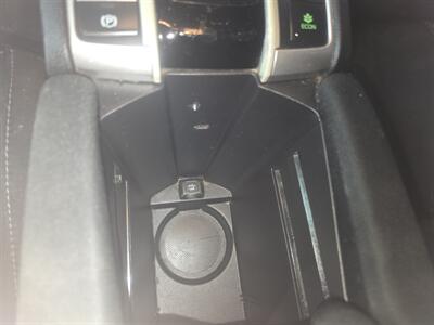 2020 Honda Civic EX 4DR SEDAN - Photo 17 - Hamilton, OH 45015