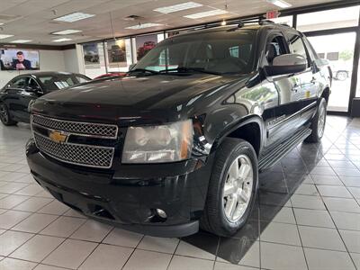 2009 Chevrolet Avalanche LTZ CREW CAB 4X4   - Photo 1 - Hamilton, OH 45015