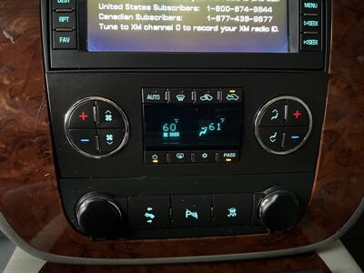 2009 Chevrolet Avalanche LTZ CREW CAB 4X4   - Photo 19 - Hamilton, OH 45015