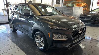 2021 Hyundai Kona SE 4DR CROSSOVER   - Photo 4 - Hamilton, OH 45015