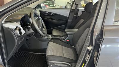 2021 Hyundai Kona SE 4DR CROSSOVER   - Photo 9 - Hamilton, OH 45015