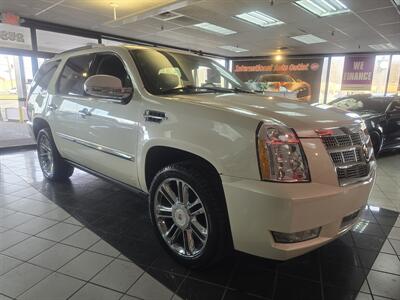 2012 Cadillac Escalade Platinum Edition 4DR SUV AWD - Photo 3 - Hamilton, OH 45015