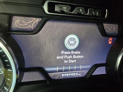 2019 RAM 1500 Laramie CREW CAB 4X4   - Photo 24 - Hamilton, OH 45015