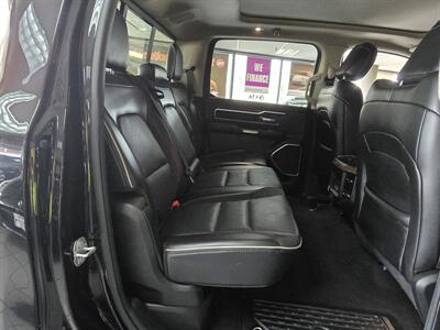 2019 RAM 1500 Laramie CREW CAB 4X4   - Photo 17 - Hamilton, OH 45015
