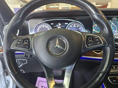 2017 Mercedes-Benz E 300 4DR SEDAN   - Photo 30 - Hamilton, OH 45015
