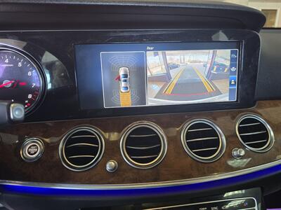 2017 Mercedes-Benz E 300 4DR SEDAN   - Photo 24 - Hamilton, OH 45015