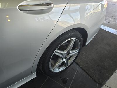 2017 Mercedes-Benz E 300 4DR SEDAN   - Photo 34 - Hamilton, OH 45015