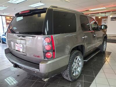 2013 GMC Yukon Denali 4DR SUV AWD   - Photo 5 - Hamilton, OH 45015