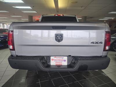 2024 RAM 1500 WARLOCK 4DR CREW CAB 4X4   - Photo 6 - Hamilton, OH 45015