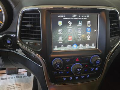 2017 Jeep Grand Cherokee Overland 4DR SUV 4X4   - Photo 25 - Hamilton, OH 45015