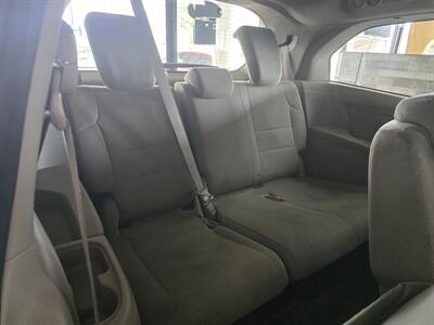 2015 Honda Odyssey EX   - Photo 15 - Hamilton, OH 45015